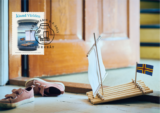 No. 143 Bark boat in a jar